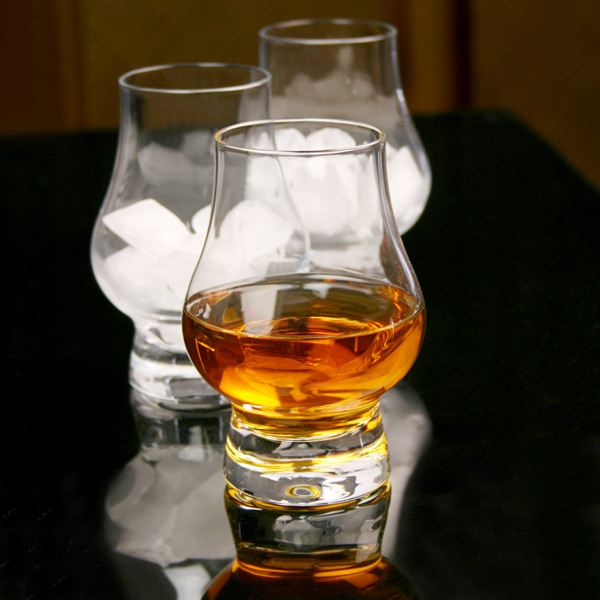 Perfect Whiskey Glasses 9.85oz / 280ml Glencairn Whisky Glass Whisky